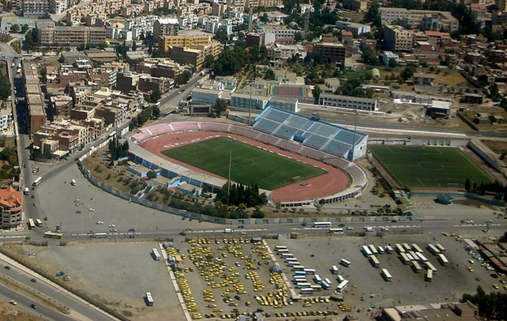 Stade 8 Mai 45